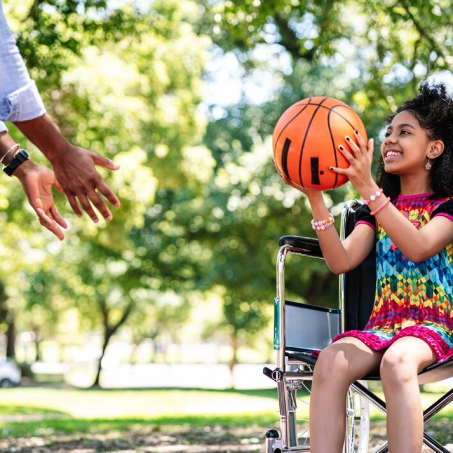 little-girl-wheelchair-having-fun-with-her-father-while-playing-basketball-together-park_58466-15584 little-girl-wheelchair-having-fun-with-her-father-while-playing-basketball-together-park_58466-15584